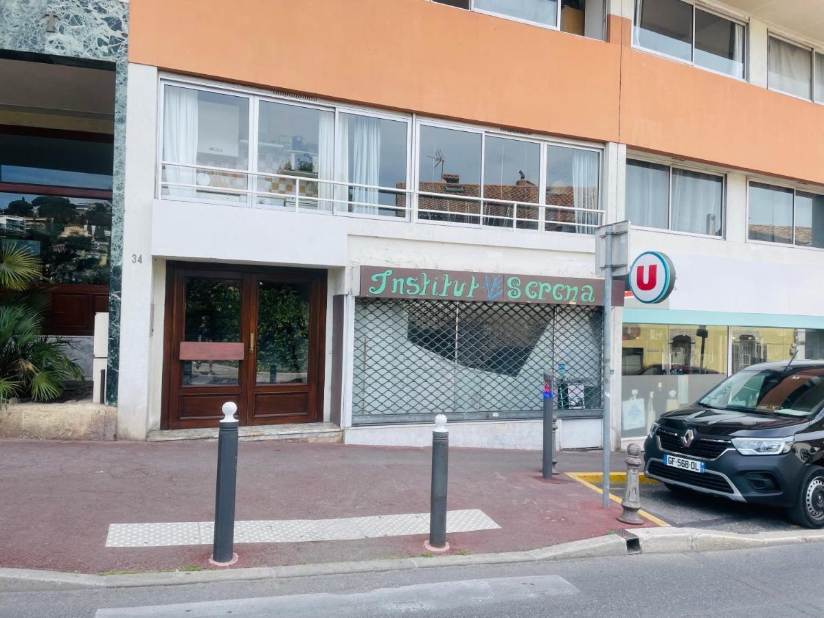 Cassisbeach Cassis